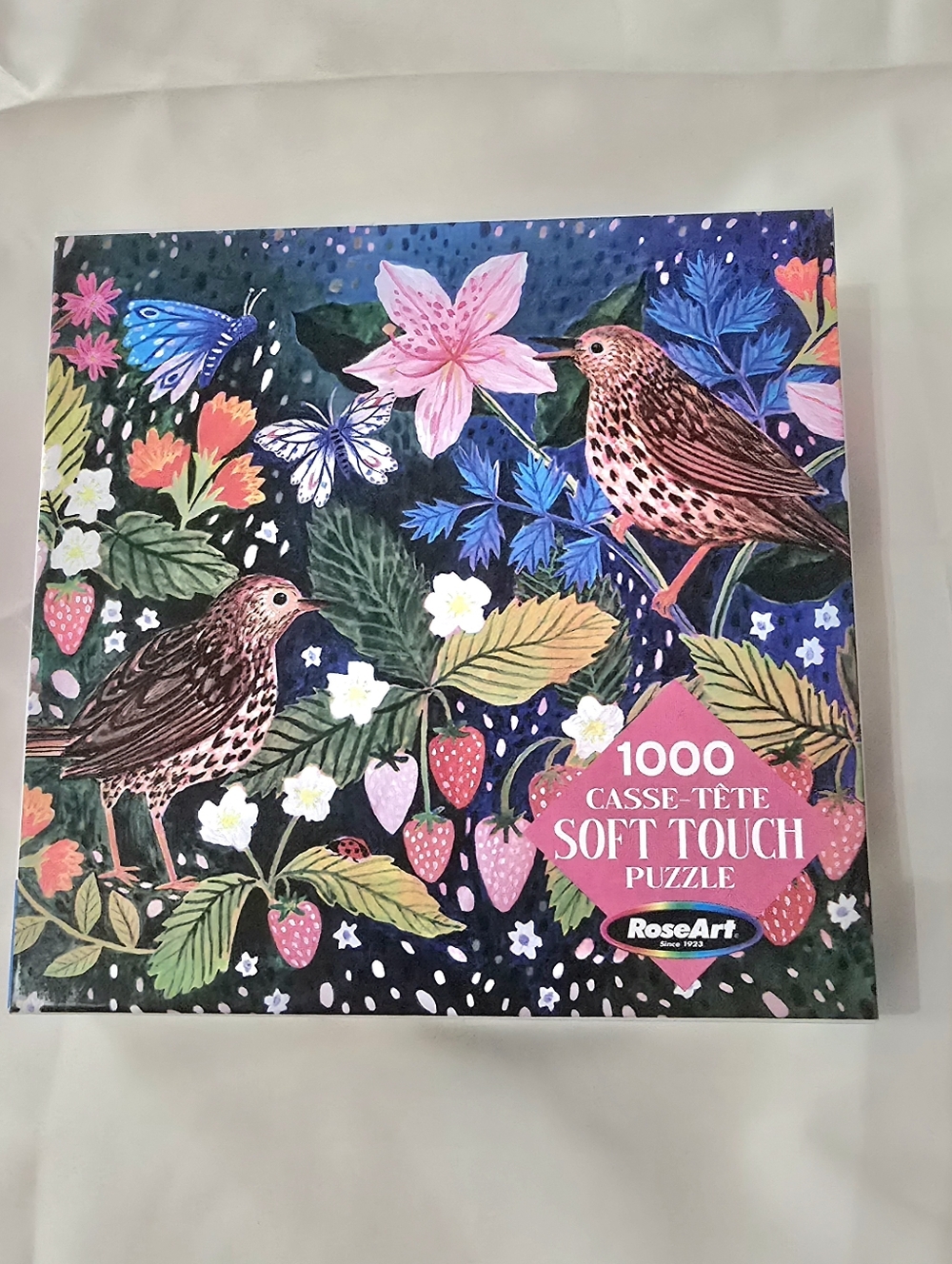 🌟3 for $18!🌟1000-Piece Soft Touch Puzzle with Colorful Birds and Floral Design
